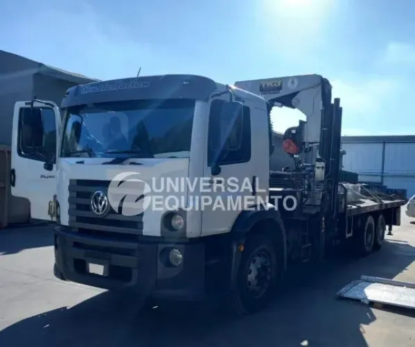 Caminhão  Volkswagen 24.280_ 6x2 ano 2015Munck tka 52.7000