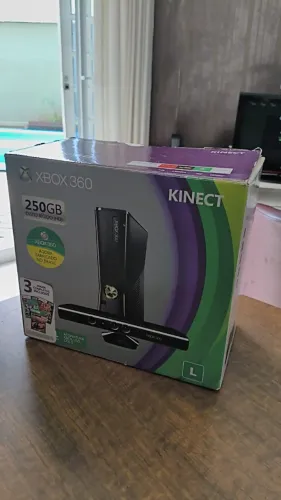 Console Xbox 360 Slim Kinect Desbloqueio LT 3.0 + RGH HD 250GB Fonte e Controle