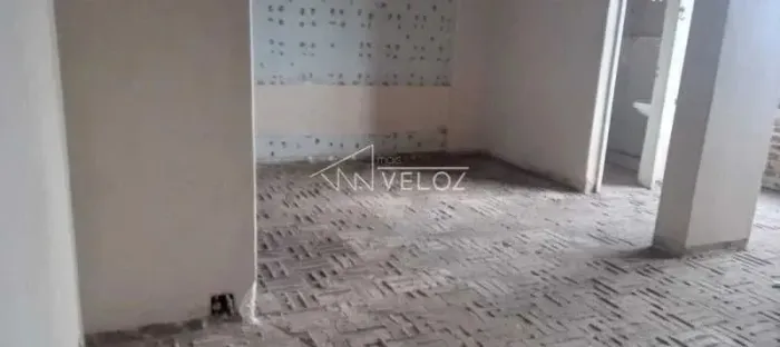 Kitnet/Conjugado - / Residencial / Glória