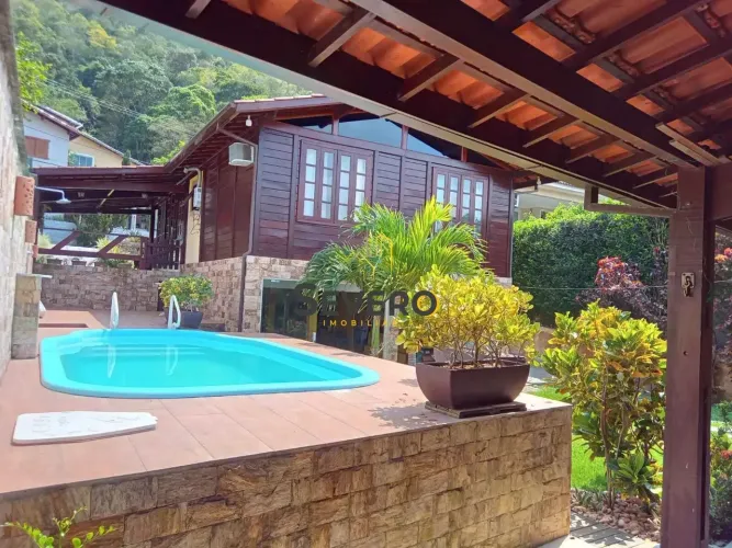 Casa Madeira em Rio do Ouro, Niterói/RJ