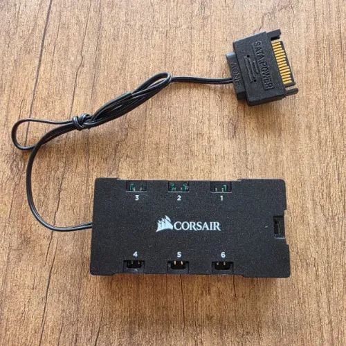 Corsair Lighting Node Core - Controlador Hub 6x RGB Fan