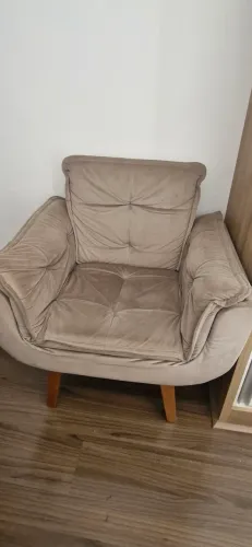 Linda e confortável poltrona 