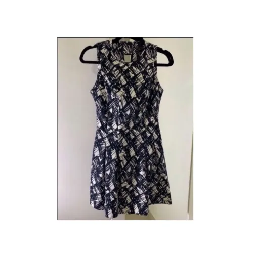 Vestido Preto e Branco - Zara Trafaluc