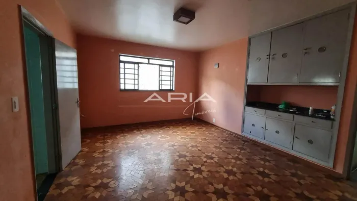 Casa 220m para locação, com 3 quartos, sendo 1 suíte, Centro, ARARAQUARA - SP