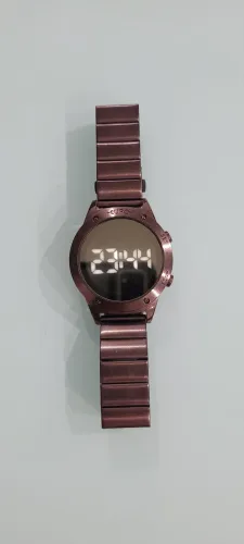 Relógio Digital Unissex Moderno - Design Inovador marca EURO