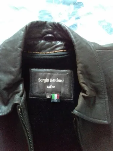 JAQUETA EM COURO SERGIO BENINNI