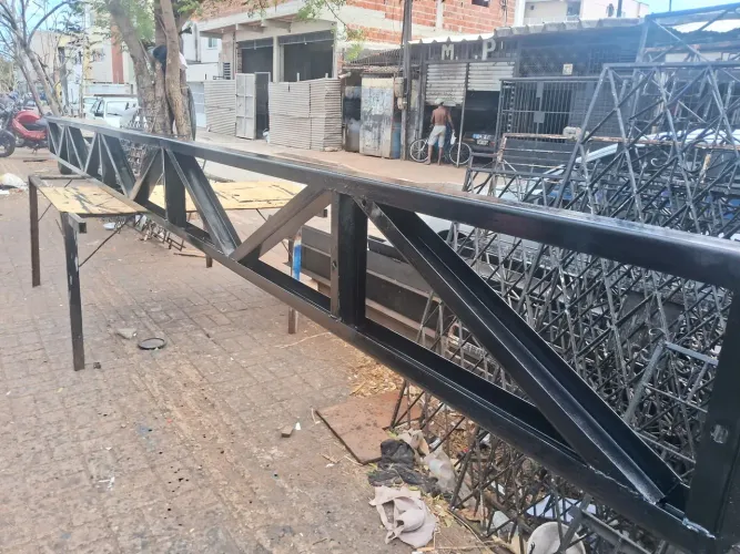 Tesouras e colunas