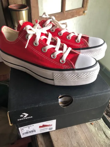 All Star  Converse Chuck Taylor All Star Lift Lona Vermelho