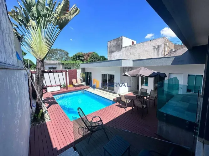 Sobrado com 5 dormitórios à venda, 360 m² por R$ 2.100.000,00 - Zona 04 - Maringá/PR