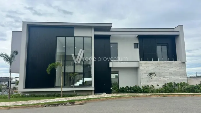 Sobrado 5 suítes à Venda no Condomínio Residencial Arborais em Campinas