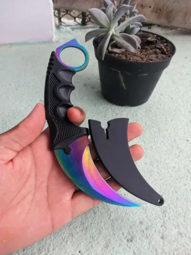 Vende-se Karambit Rainbow