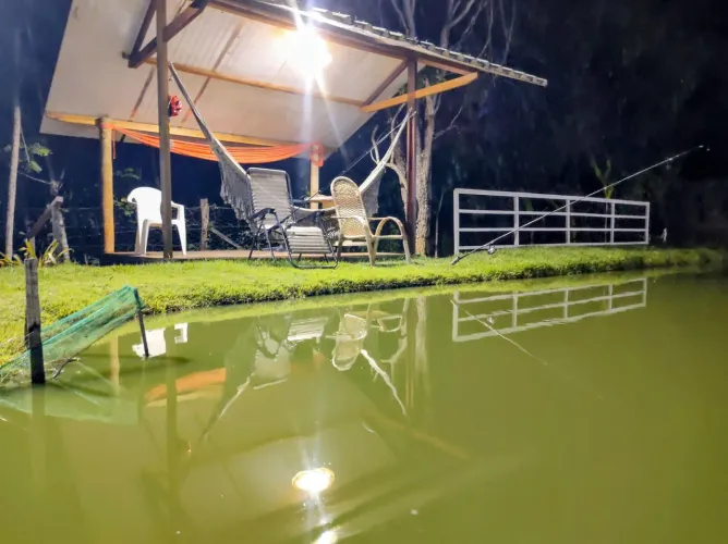 Vende-se chácara 6.450 mts ( escriturada )