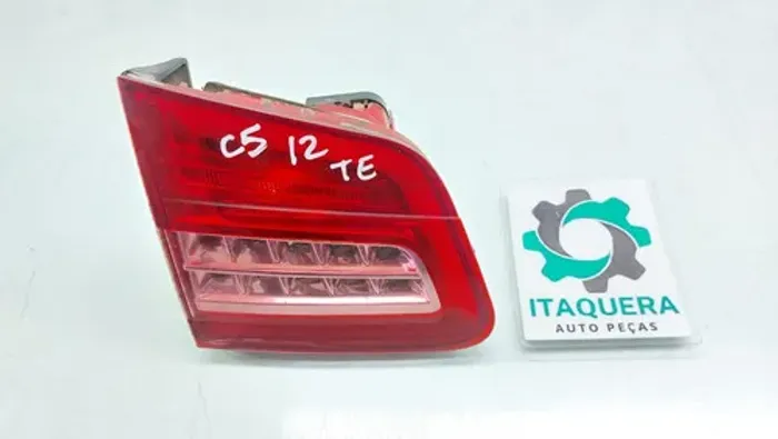 Lanterna Tampa Traseira Esquerdo Citroen C5 2012 - *0 Esquerdo/motorista Vermelho