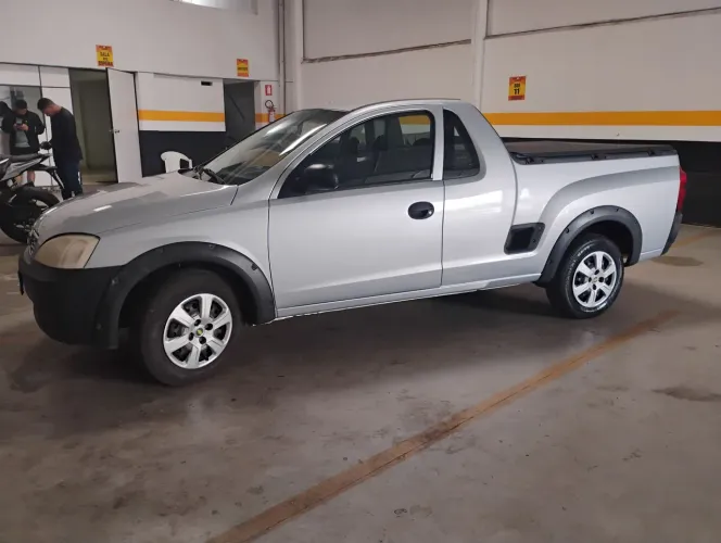 Chevrolet Montana 1.4 8V Conquest Econoflex 2P 2010