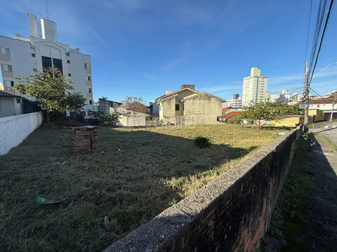 Terreno Residencial em Capoeiras