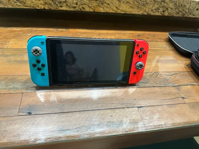 Nintendo switch + Mario Kart Deluxe
