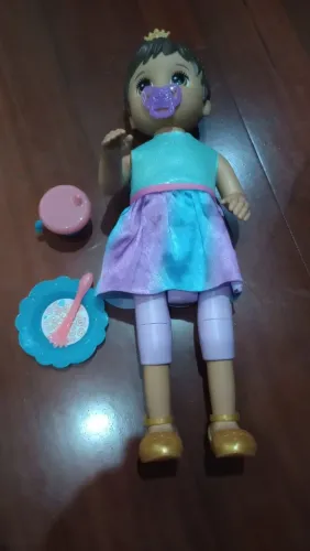 Boneca baby alive princesa Ellie que cresce