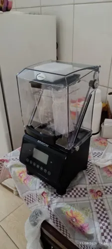 Vendo liquidificador industrial digital (novo)