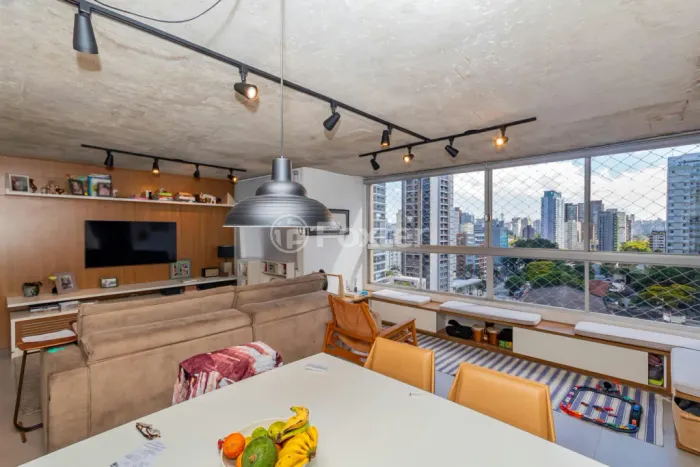 Apartamento à venda Rua Vieira de Morais, Campo Belo - São Paulo