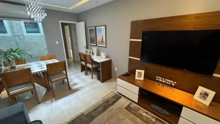 BS IMOBILIÁRIA ALUGA Excelente casa na avenida central toda moderna, com 3 quartos sendo