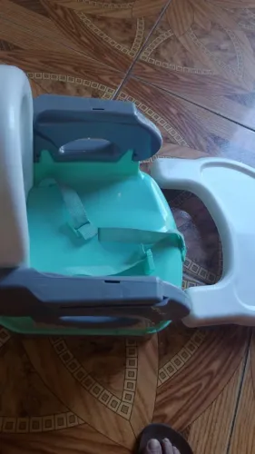 Cadeirinha de alimentação