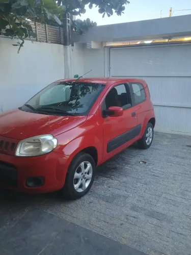 Fiat Uno Vivace 1.0 EVO Fire Flex 8V 3P 2012