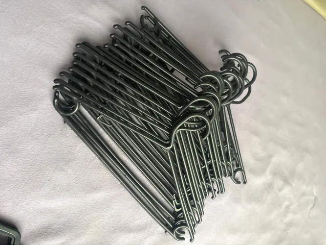 Kit 20 cabides pretos 