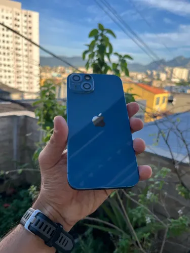 Vendo iPhone 13 pouco usado 