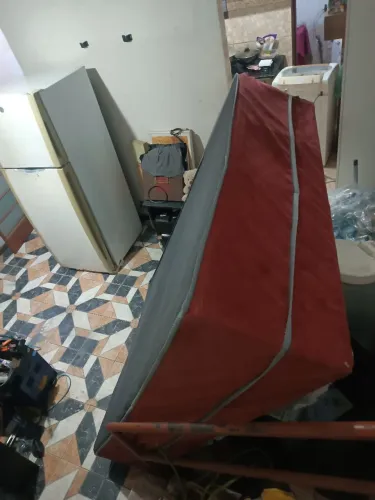 Cama box casal com pés completa