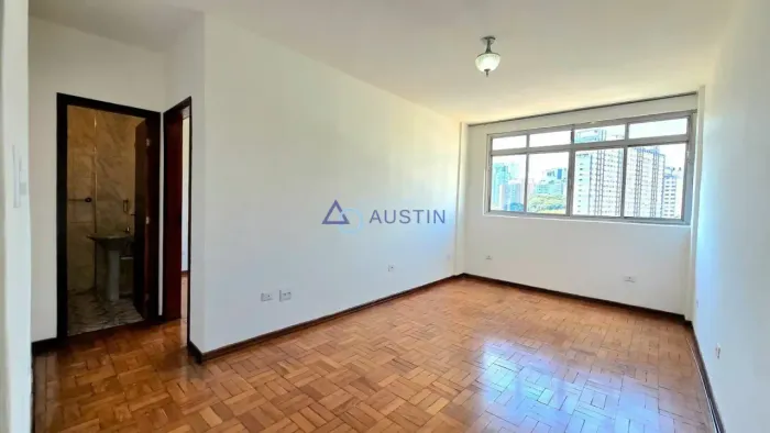 LOCAÇÃO!! Apartamento Reformado 51m², Andar Alto, 1 Dormitório, Vila Mariana. Próximo ao