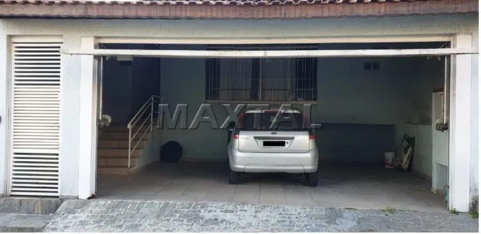 Casa à venda de 139m², na Vila Nova Mazzei. Com 3 dormitórios, 1 suíte e 2 vagas de garage