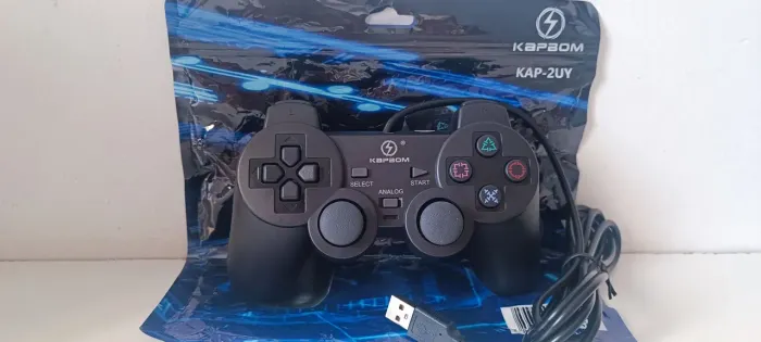 Controle USB gamer com fio