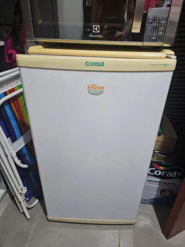Freezer Vertical Consul 66L - Compacto e Funcional