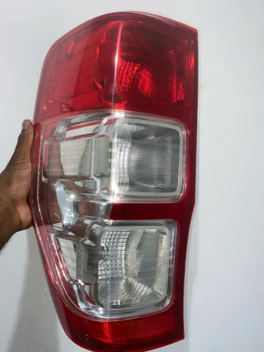 Lanterna traseira Ford ranger 2013