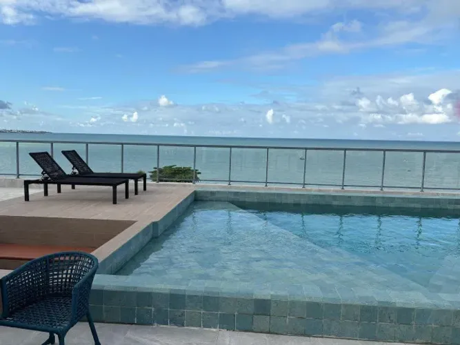 FLAT DE 21 M2 FRENTE-MAR NO BESSA