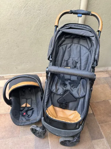 Carrinho de bebê galzerano + bb conforto