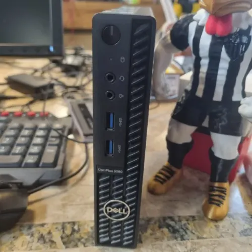 computador Dell OptiPlex 3080 i3?10100T 3.0?GHz Armazenamento: 119?GB SSD Placa de vídeo: 