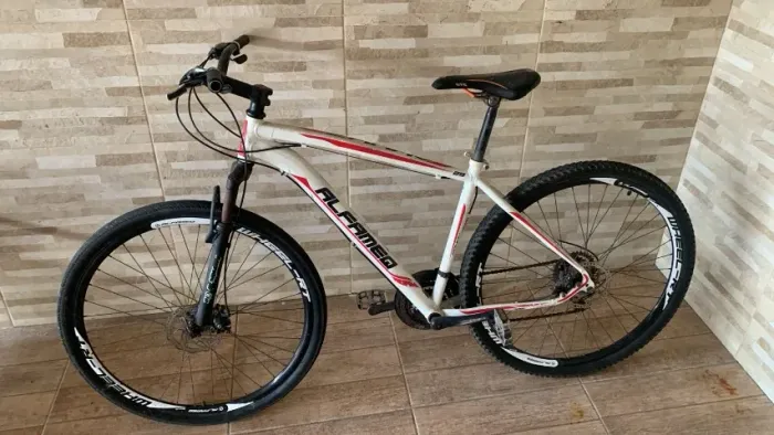 Bicicleta pra vender no precinho