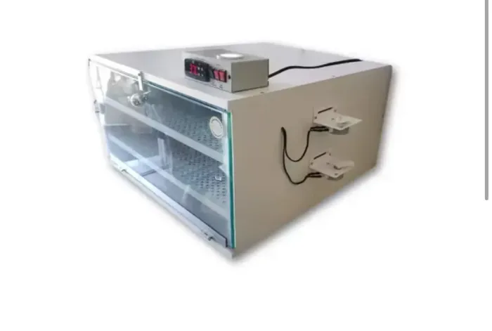Vendo Chocadeira Golden Automática 240 Ovos
