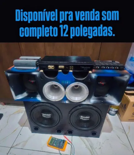 Caixa 12 polegadas completa de tudo. 
