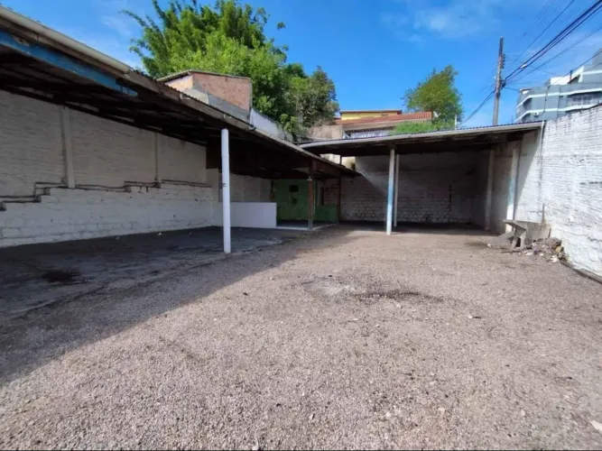 Terreno com 455 m² no bairro Jardim Atlântico