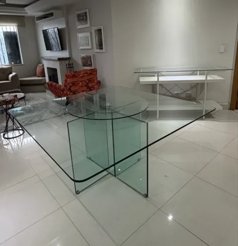 Mesa de jantar de vidro temperado 