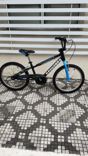 Bicicleta Infantil BTwin Racing Boy ? Aro 20 (Revisada!)