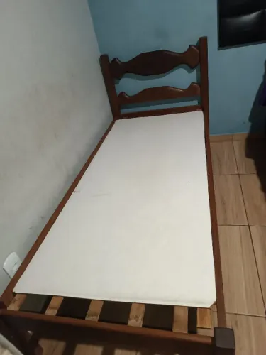 Cama sucupira