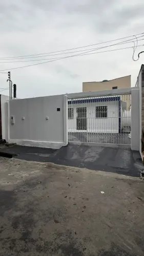 Cj Nova Cidade 03 Qts (Suite) Casa Reformada/ Edícula / 02 Vagas