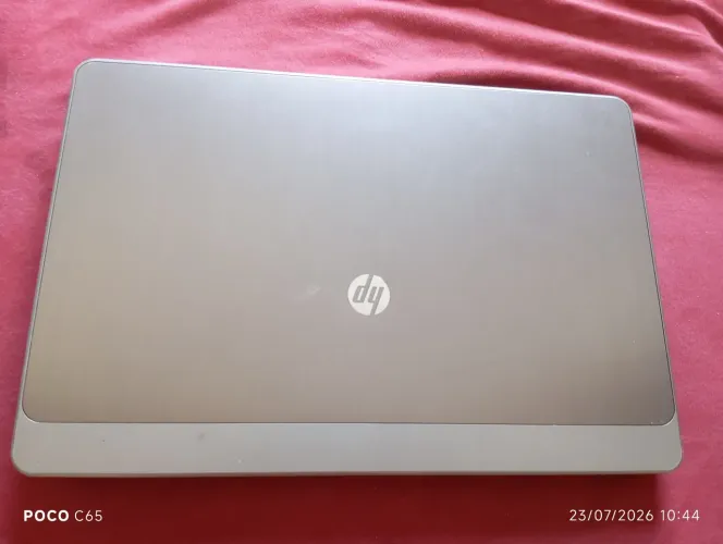 Notebook em ótimo estado, só não está durando muito a bateria por isso o preço já incluso