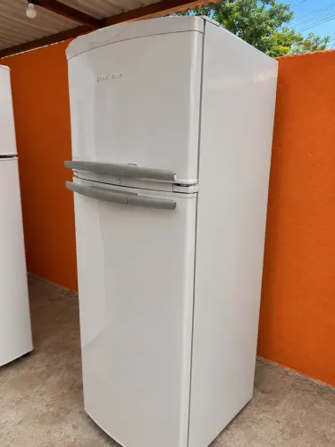 Geladeira Brastemp Em Bom estado gelando perfeita entrego 