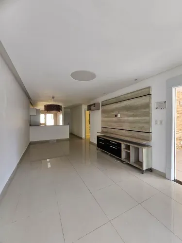 JARDIM ESPANHA - Bacelar Imóveis vende ou aluga casa térrea, 3/4, Parque Verde