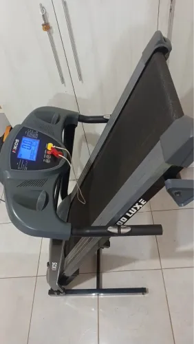 Esteira Elétrica KIKOS 800 LUXE 
