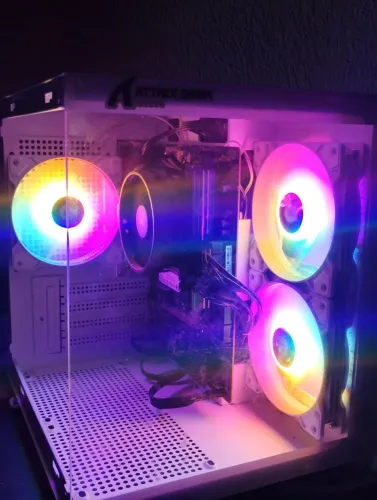 PC Gamer Completo Ryzen 5 5600GT / 16GB / SSD 512GB NVMe + Monitor SuperFrame 21" 100Hz
